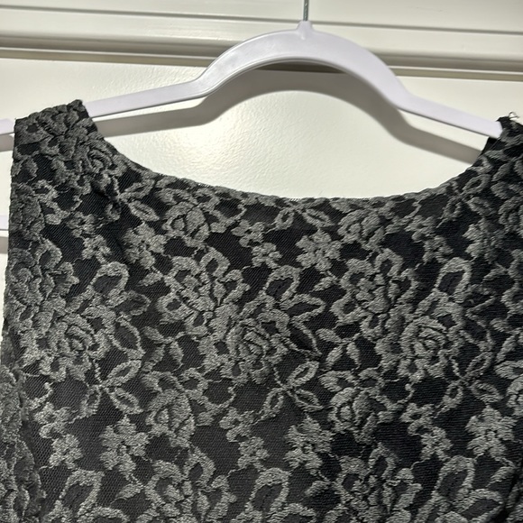 Alice and Olivia black lace dress - Picture 9 of 12